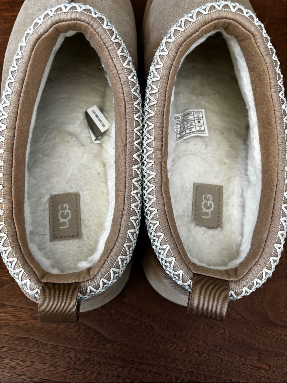 UGG Slip-On Suede Mules in Tan Women Size 11 - Picture 12 of 14